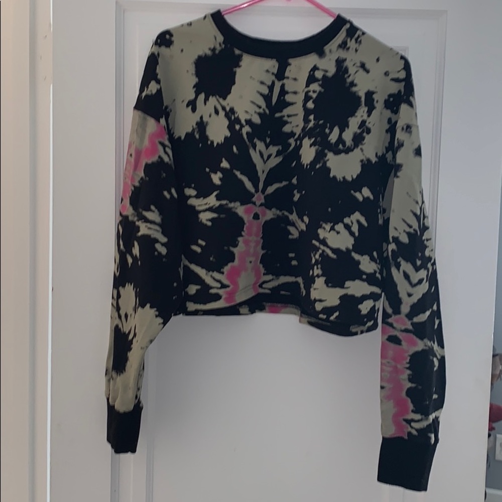 Cropped sweatshirt